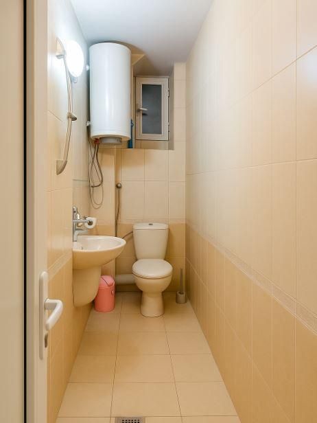 Двустаен апартамент в района на Център !