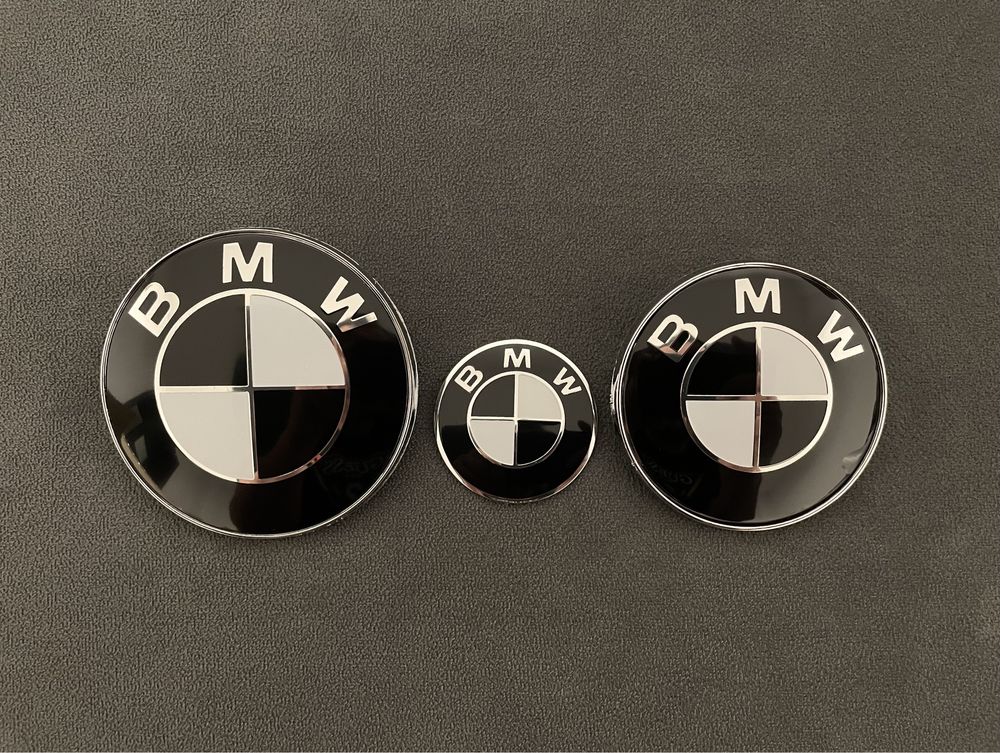 Set embleme Alb Negru Stema Logo Bmw Seria 1 3 5 7 X1 X5 X6 E60 E90