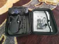 Drona E88 PRO cu un brat defect