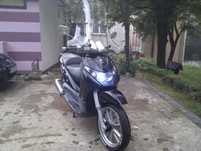 продавам piaggio beverly 200 на части
