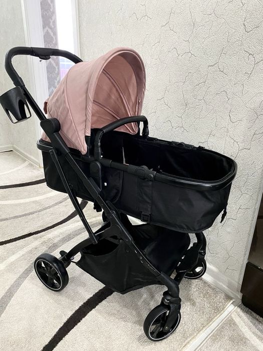 Коляска прогулочная