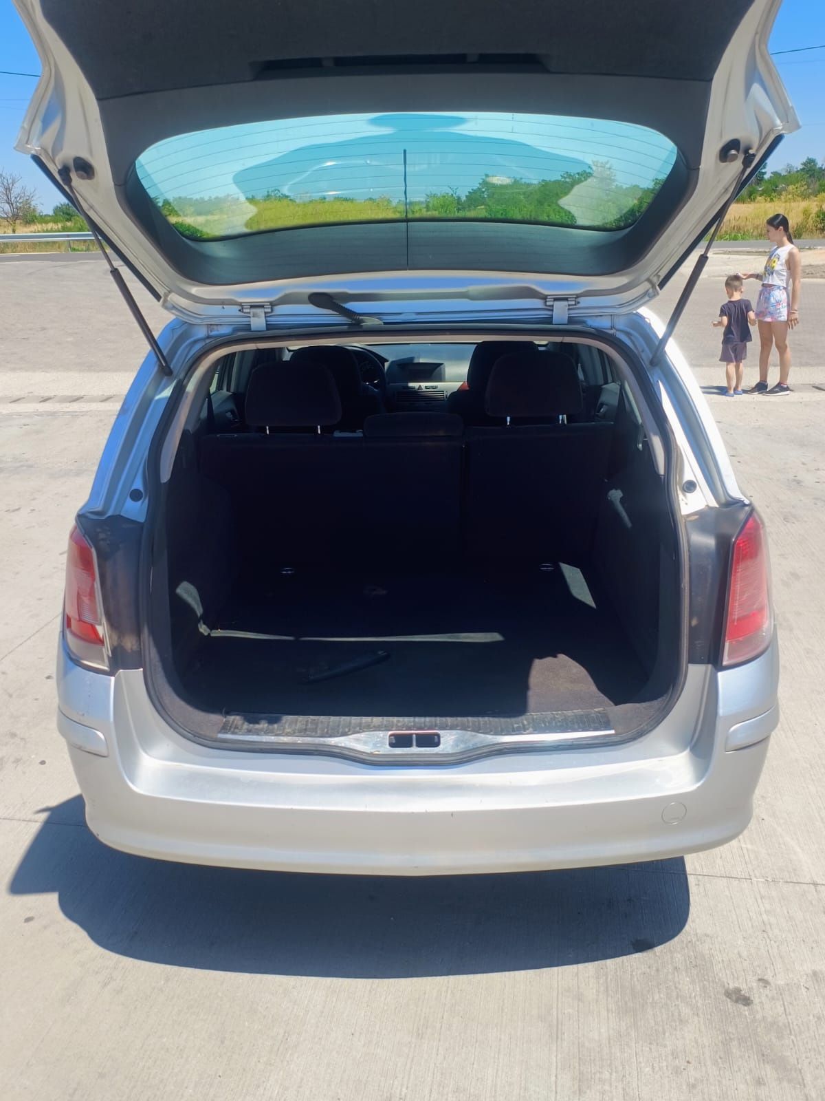 Vand Opel astra H 2005 1.8 benzina