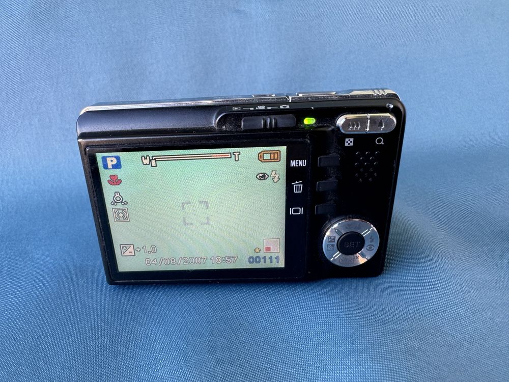 Цифров фотоапарат Rollei 7.0MP