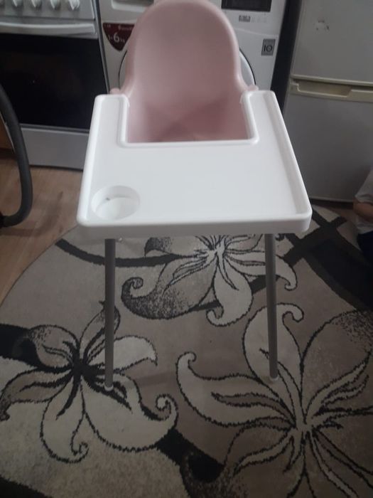 Продам срочно стул детский для кормления