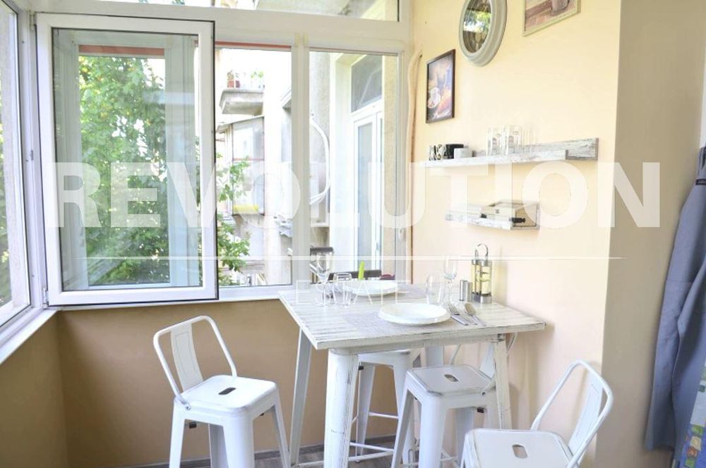 Дава се под наем Двустаен апартамент в Варна, Аспарухово - 56 кв.м за 650 € - Снимка #3