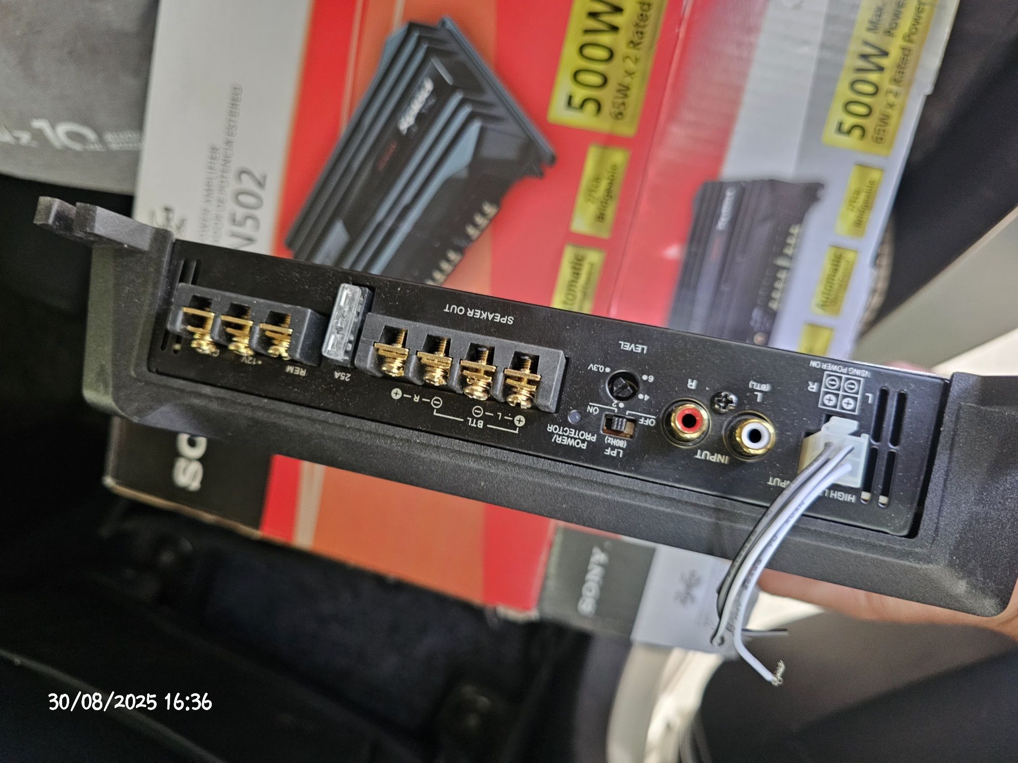 Sony 500w usilitil