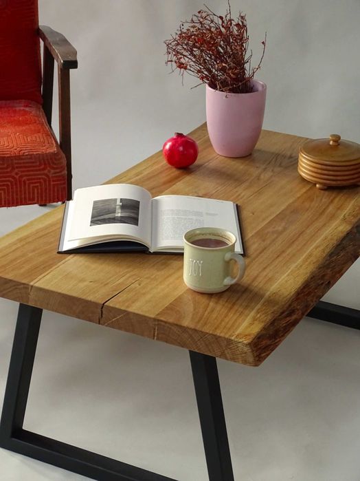 Masuta de cafea din stejar rustic