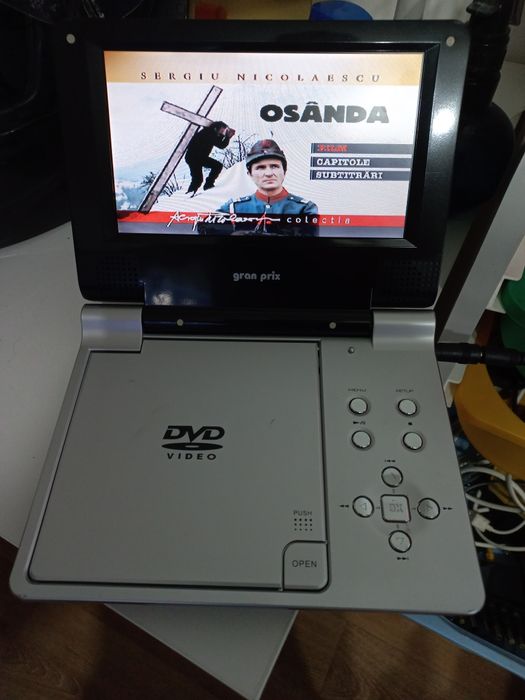 Dvd player portabil granprix