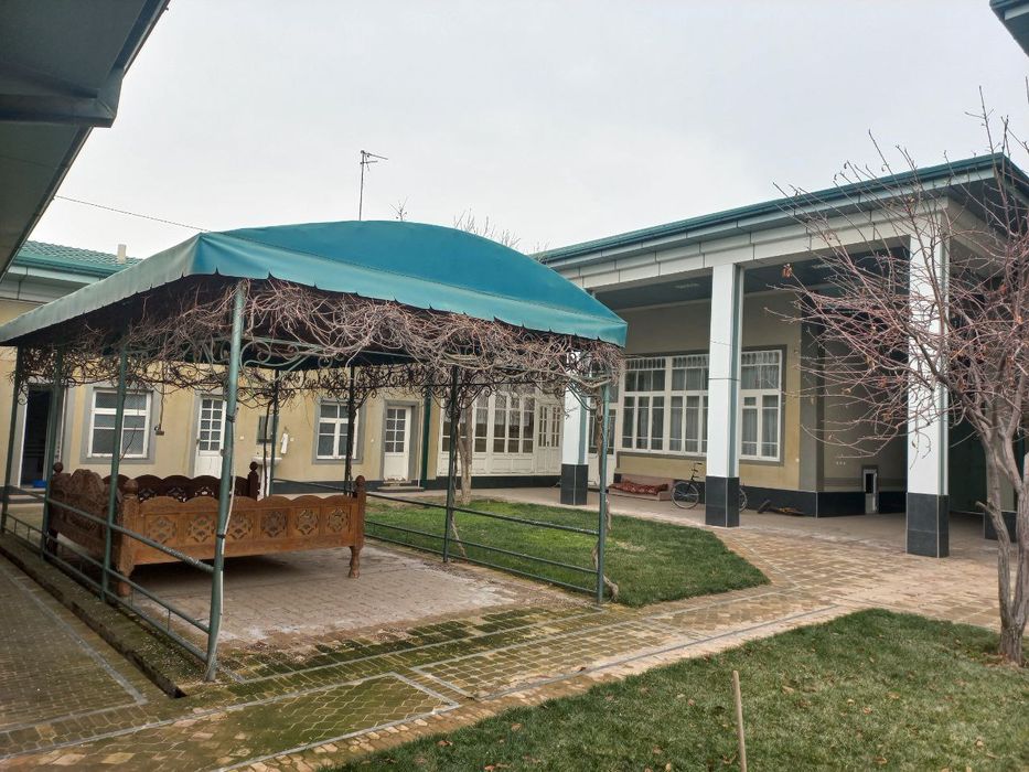 xovli sotiladi 10 sotix