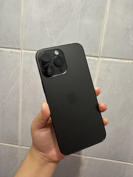 Продам Айфон 14про макс 256гб