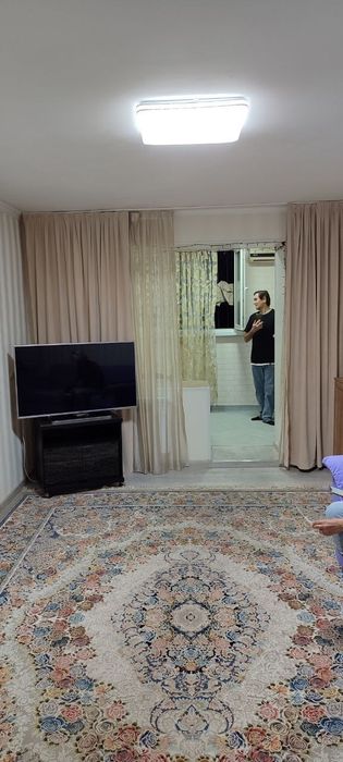 Сдаётся Чиланзар 6 2 комн. 1этаж.