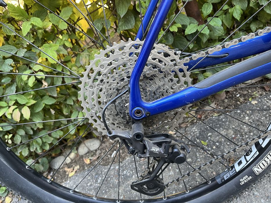 Vând bicicletă MTB 29’, carbon,