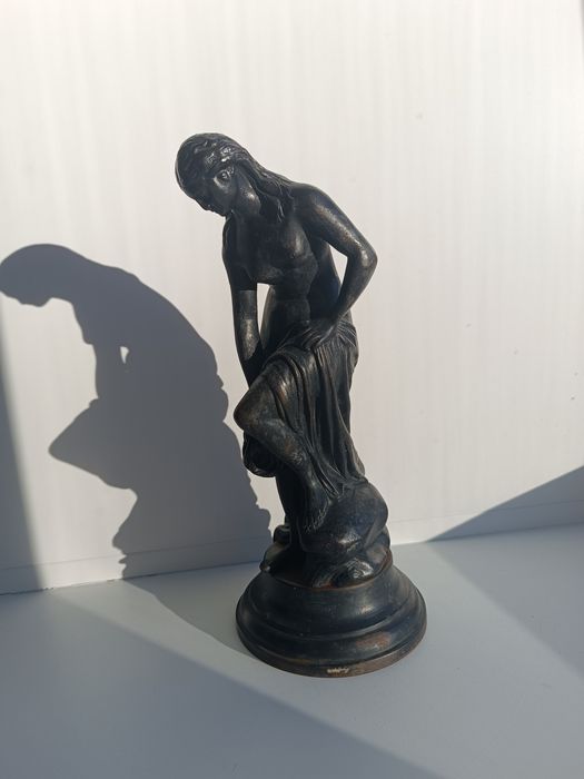 Статуэтка высота 30 см