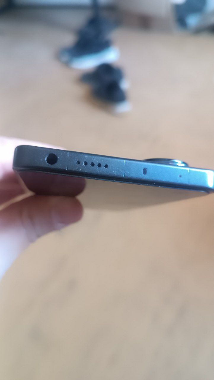 Redmi Not 13.  8…256 GB