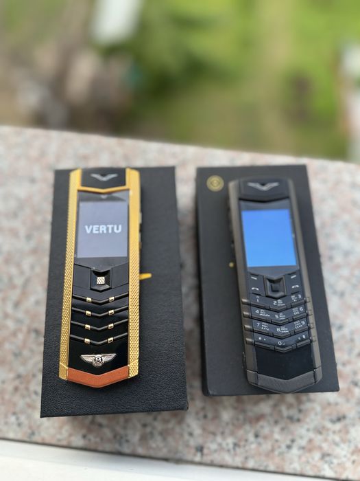 Vertu Чисто Нови Телефони