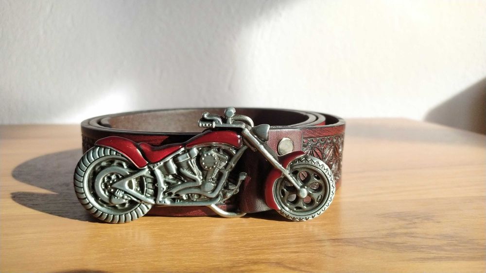 Колан с катарама на мотор