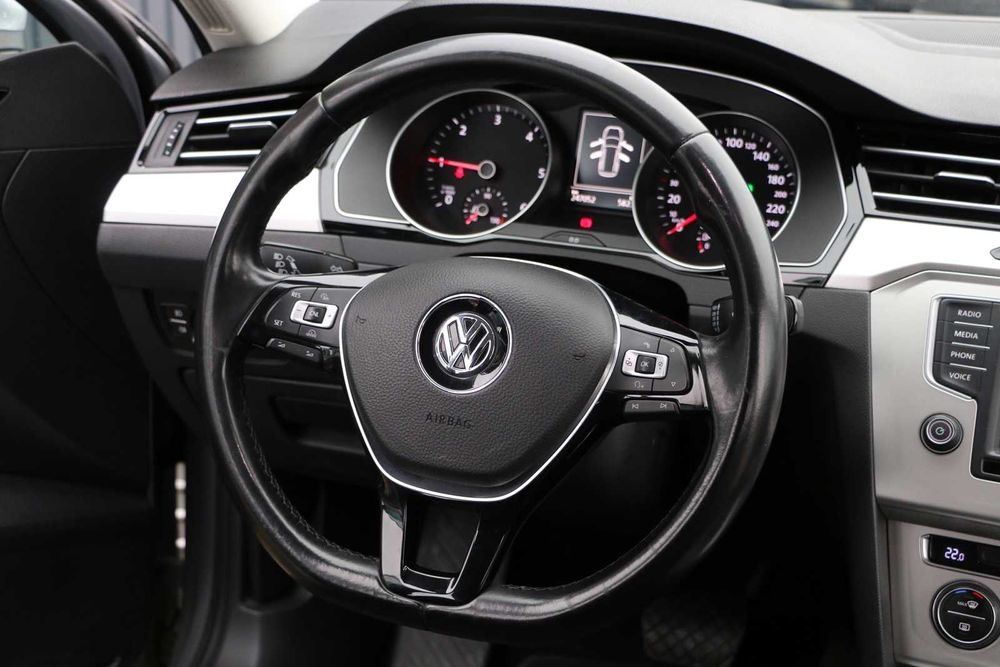Volkswagen Passat Automat | Rate Auto Fara Avans