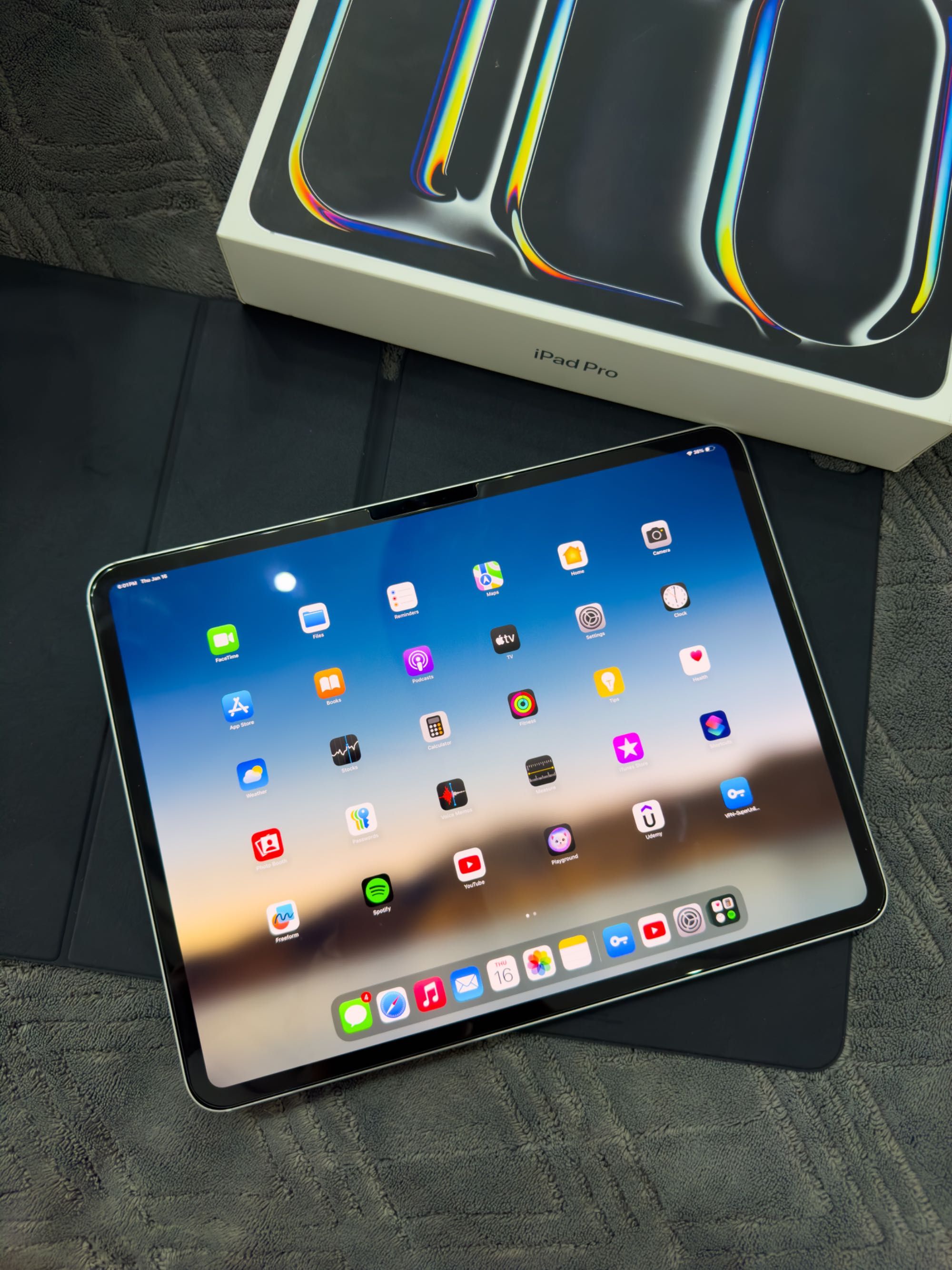 iPad 13 M4 256 gb Wi-Fi