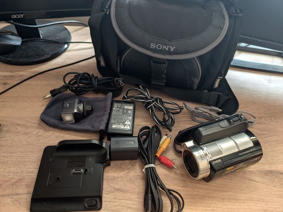 Sony HDR SR 10 с хард диск 40GB - Full HD Видеокамера