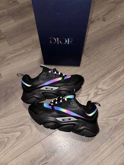 Dior B22