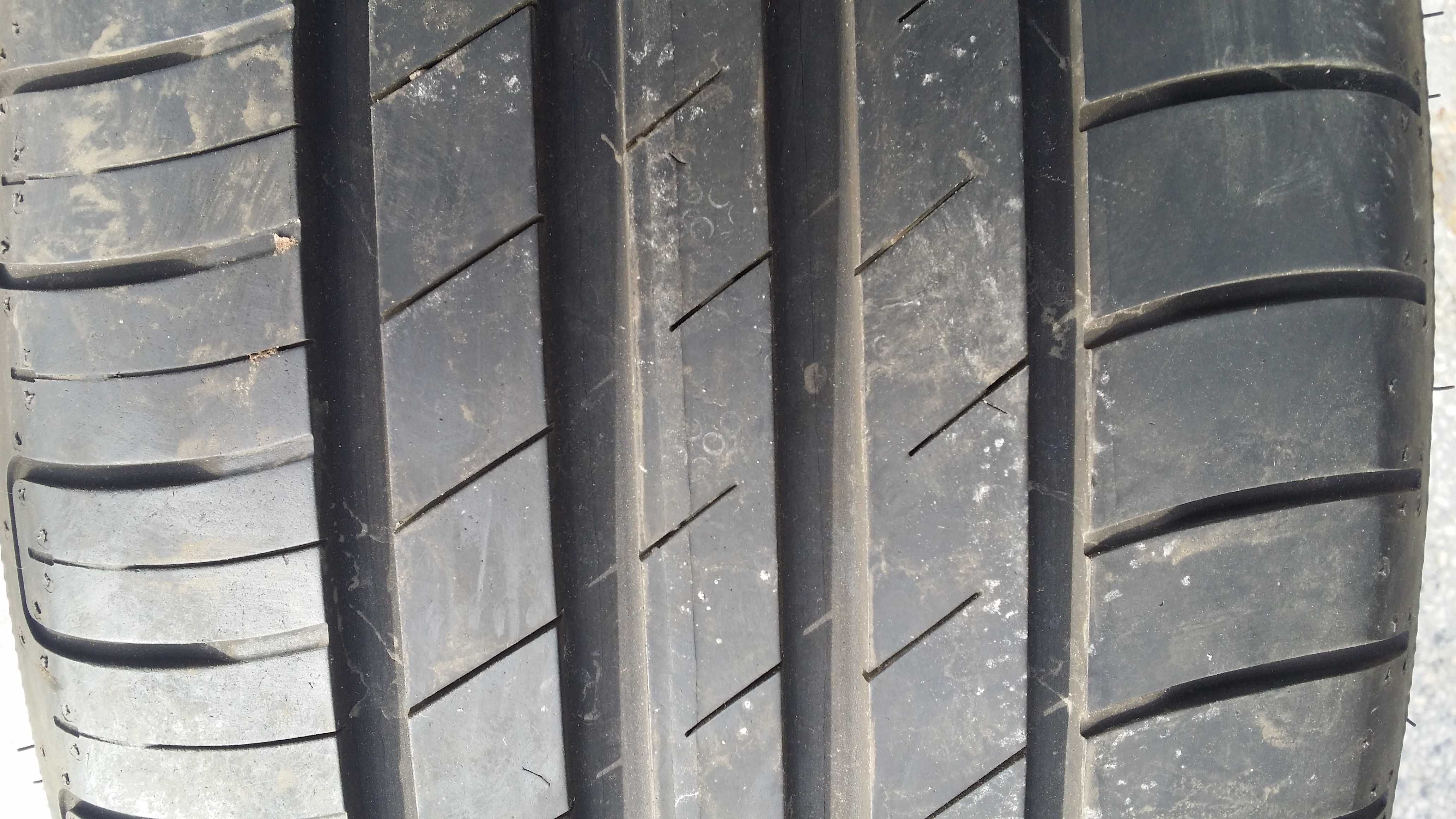 4 броя летни гуми GOOD YEAR EfficientGrip Performance 225/40 R18 92W.