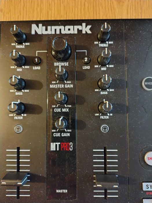 DJ controler Numark Mixtrack Pro 3