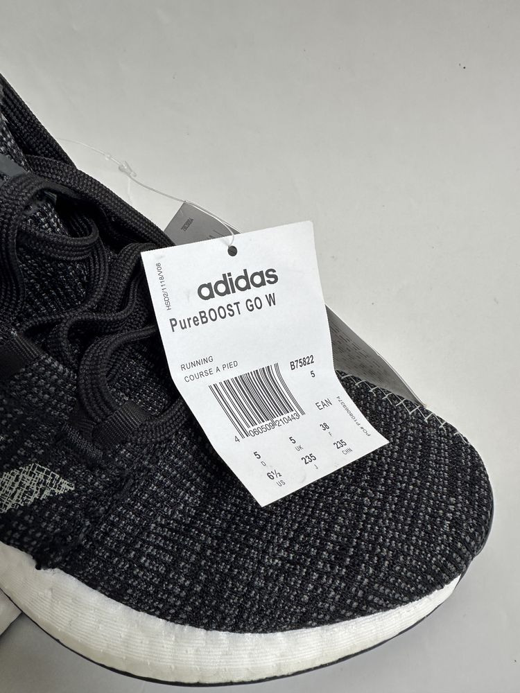 Adidas PureBoost marimea 38,5(23,5 cm) noi, originali