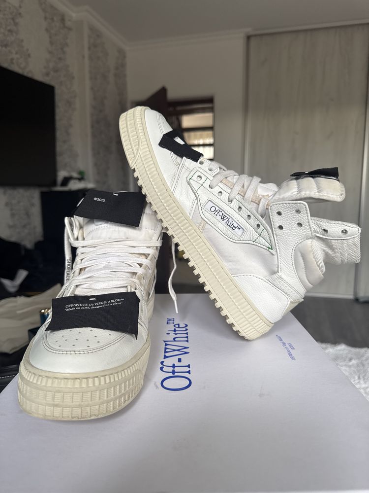 Off-White Court 3.0 42 + FACTURA