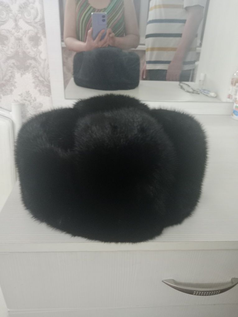 Продам норковую шапку