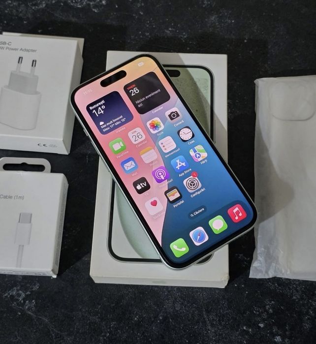 Vand / Schimb IPhone 15 Green 128 GB Impecabil