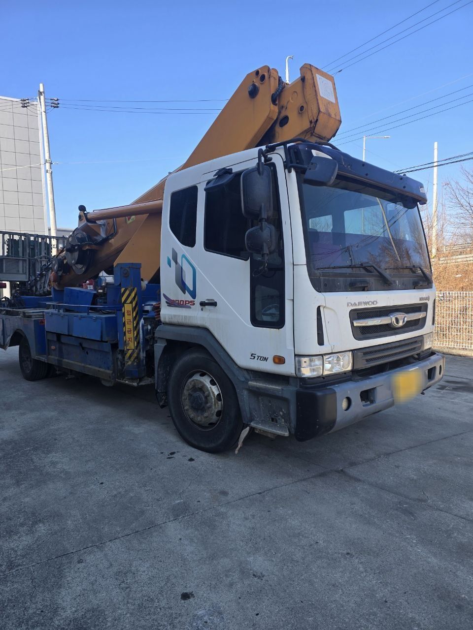 Автовишка хизмати 17 -45 метр