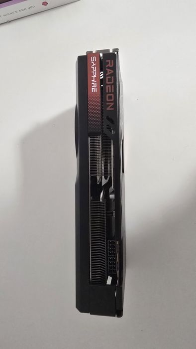 Placa video radeon rx 7800 xt sapphire pulse 16gb gddr6 256-bit