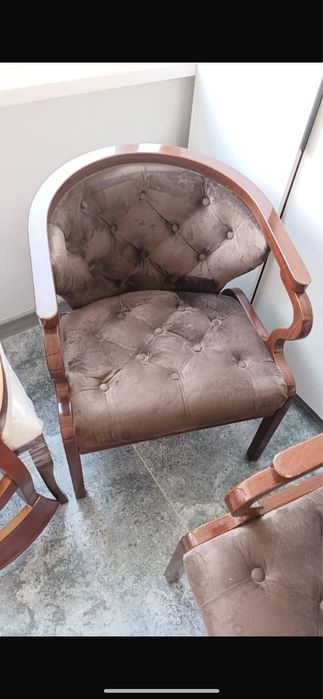 Кресла 2шт из дерева