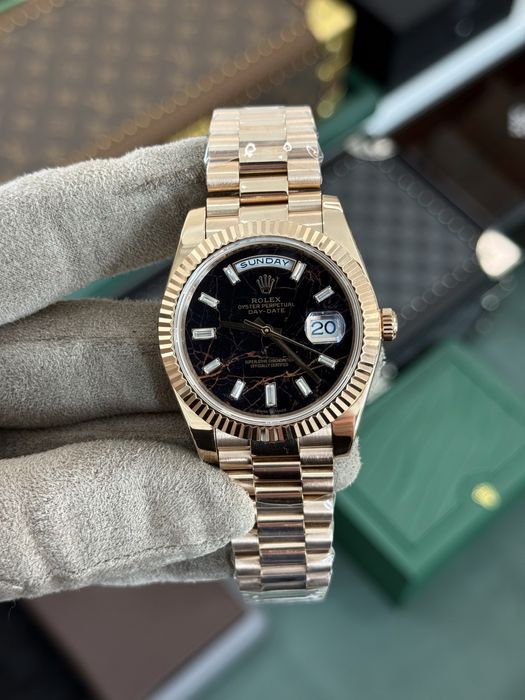 Rolex Day-Date 40mm Eisenkiesel