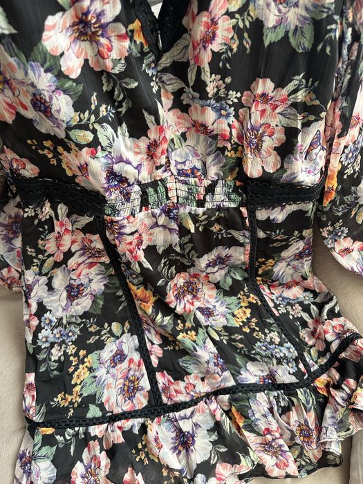 Нова!!! Рокля GUESS