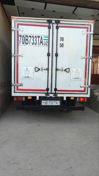 Isuzi 5 tonnalik sotiladi