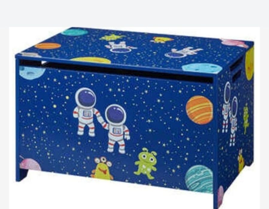 Детска дървена ракла / кутия за играчки