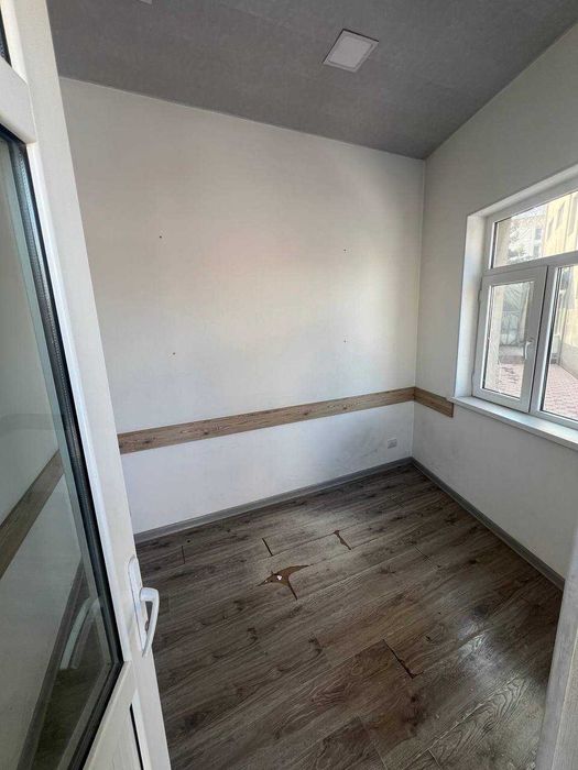 Xona ijaraga beriladi 20kv.m. Bektopi