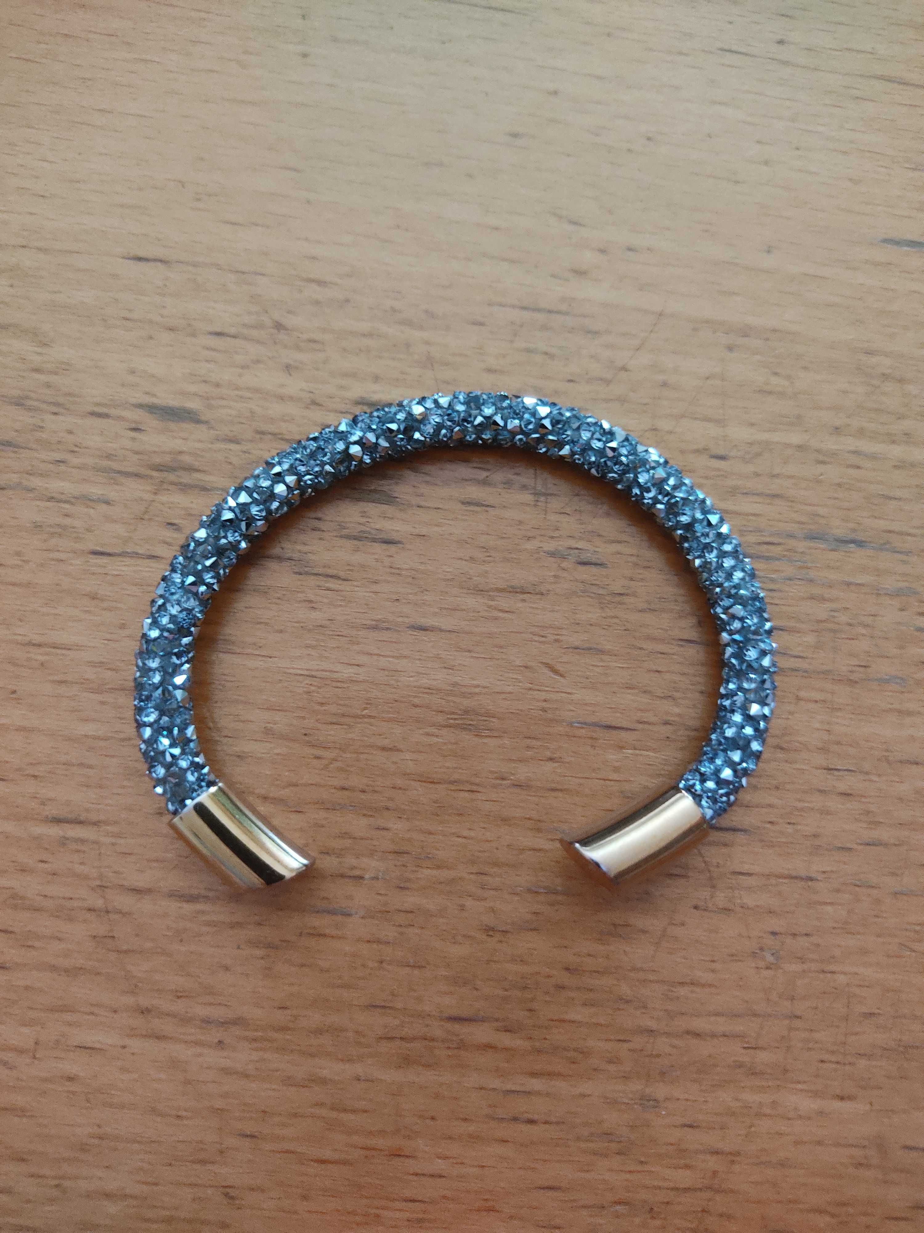 Дамска гривна GUESS
