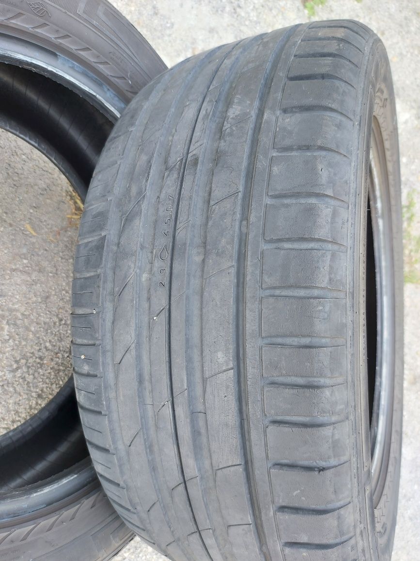 Гума nokian 255/55 R18 XL