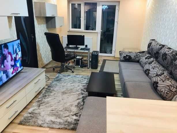 Apartament cu doua camere, decomandat, ultracentral.