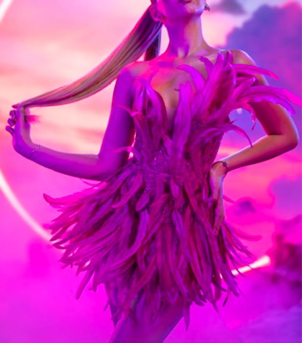 Официална рокля с пера