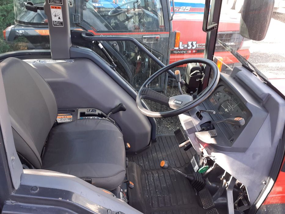 Tractor japonez kubota GL33cp 4x4 Model nou