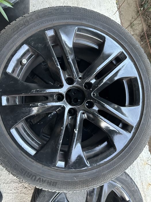 Anvelope Mercedes E350