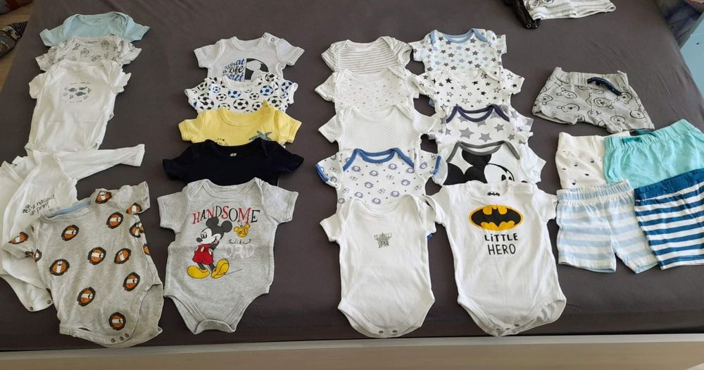 Body, pantaloni scurti  bebe