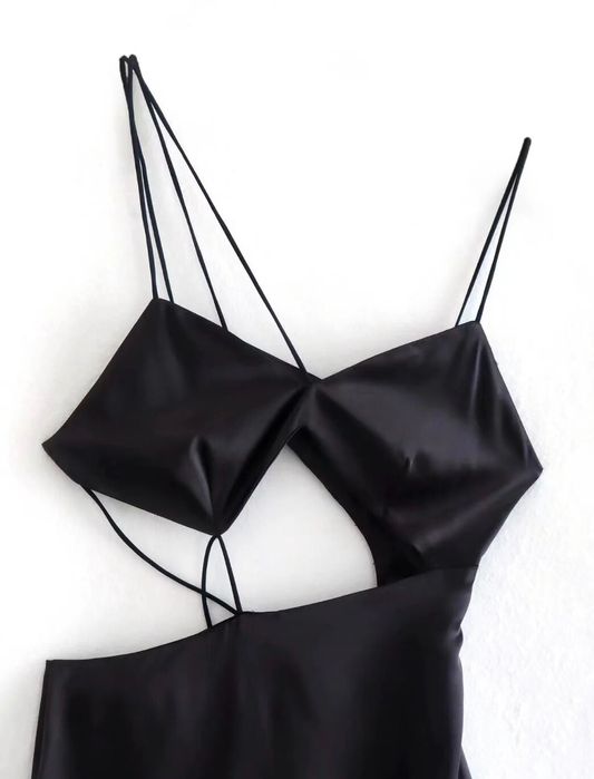 Продам чёрное красивое платье ZARA
