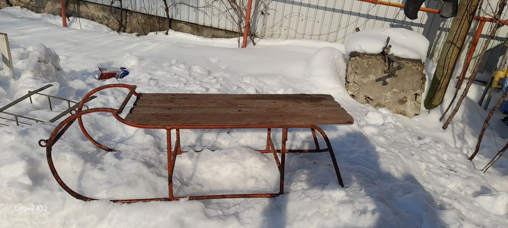 Sanie copiii derdeluș ușoară de manevrat pentru ori ce vârstă