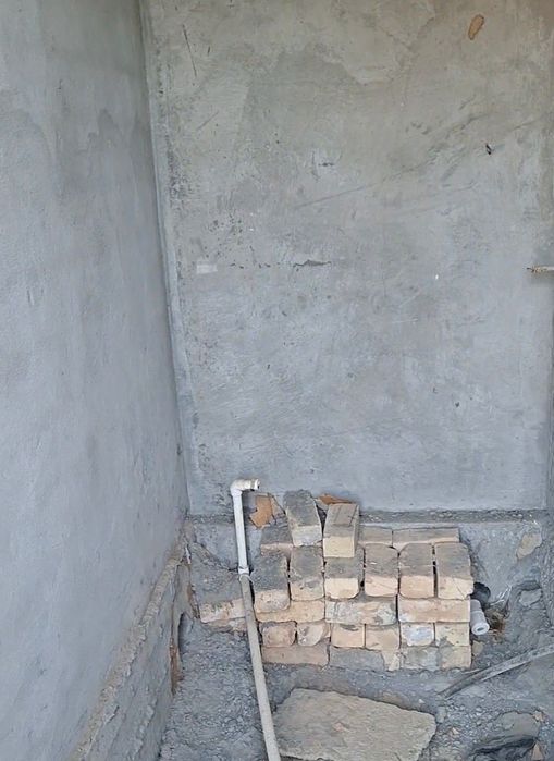 Кибрайда нотурар жой сотилади. Ер майдони 68 соток