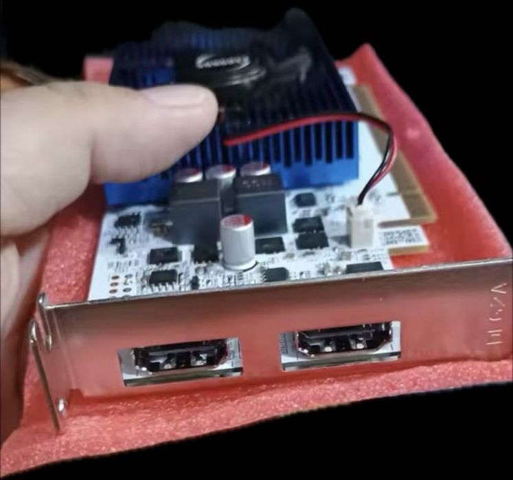 Нископрофилна видеокарта 4GB