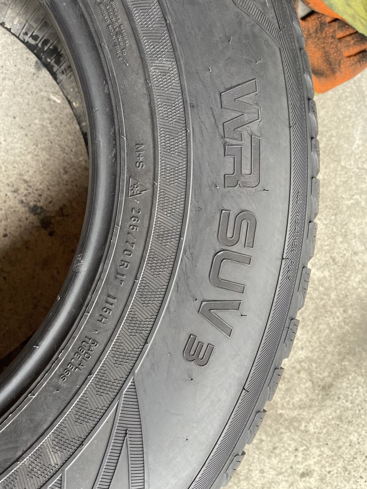 2 anvelope de iarna 265/70/17 Nokian ca noi